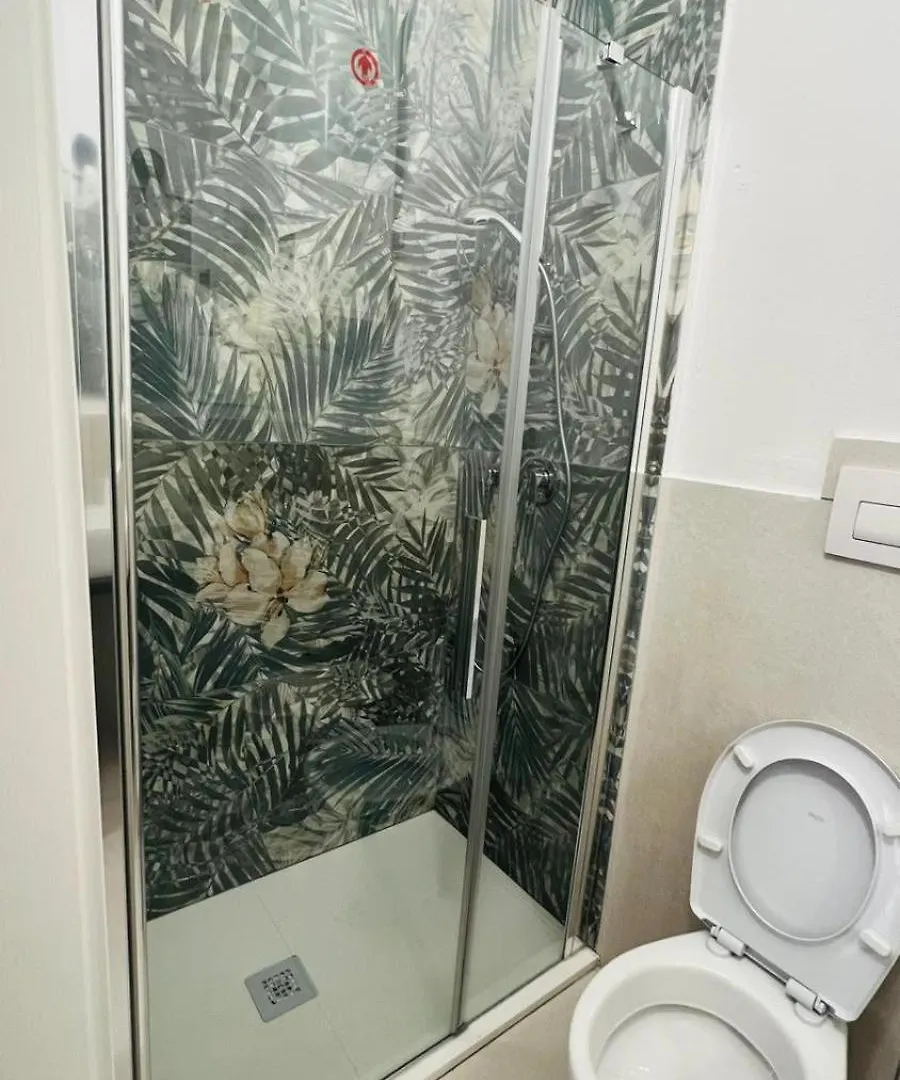 Flower Rooms Naples Guest house